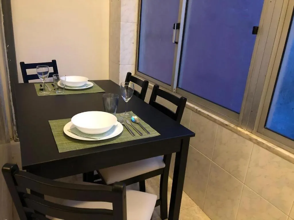 Best Room In Lisbon Apartment