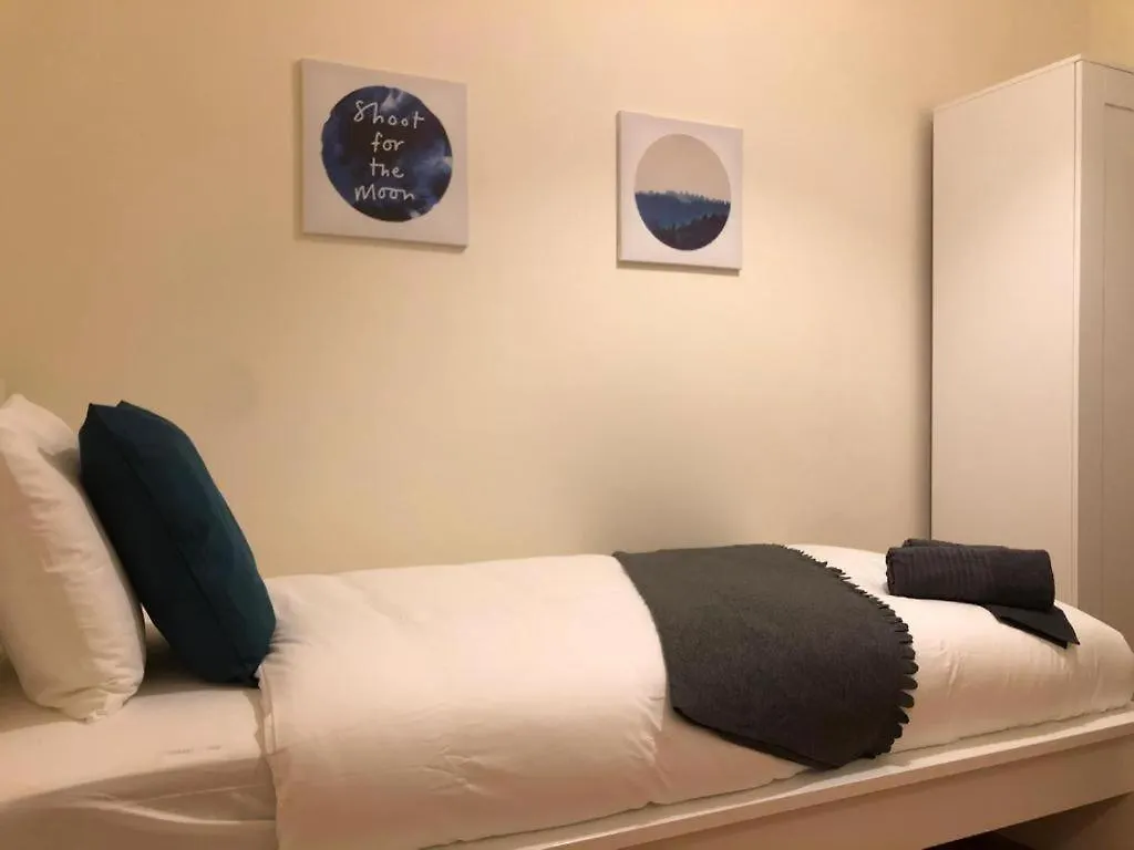 Best Room In Lisbon Portugal